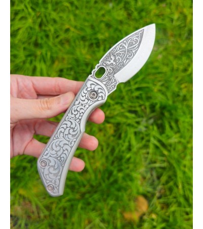 N690 GRAVÜRLÜ KİLİTLİ ÇAKI